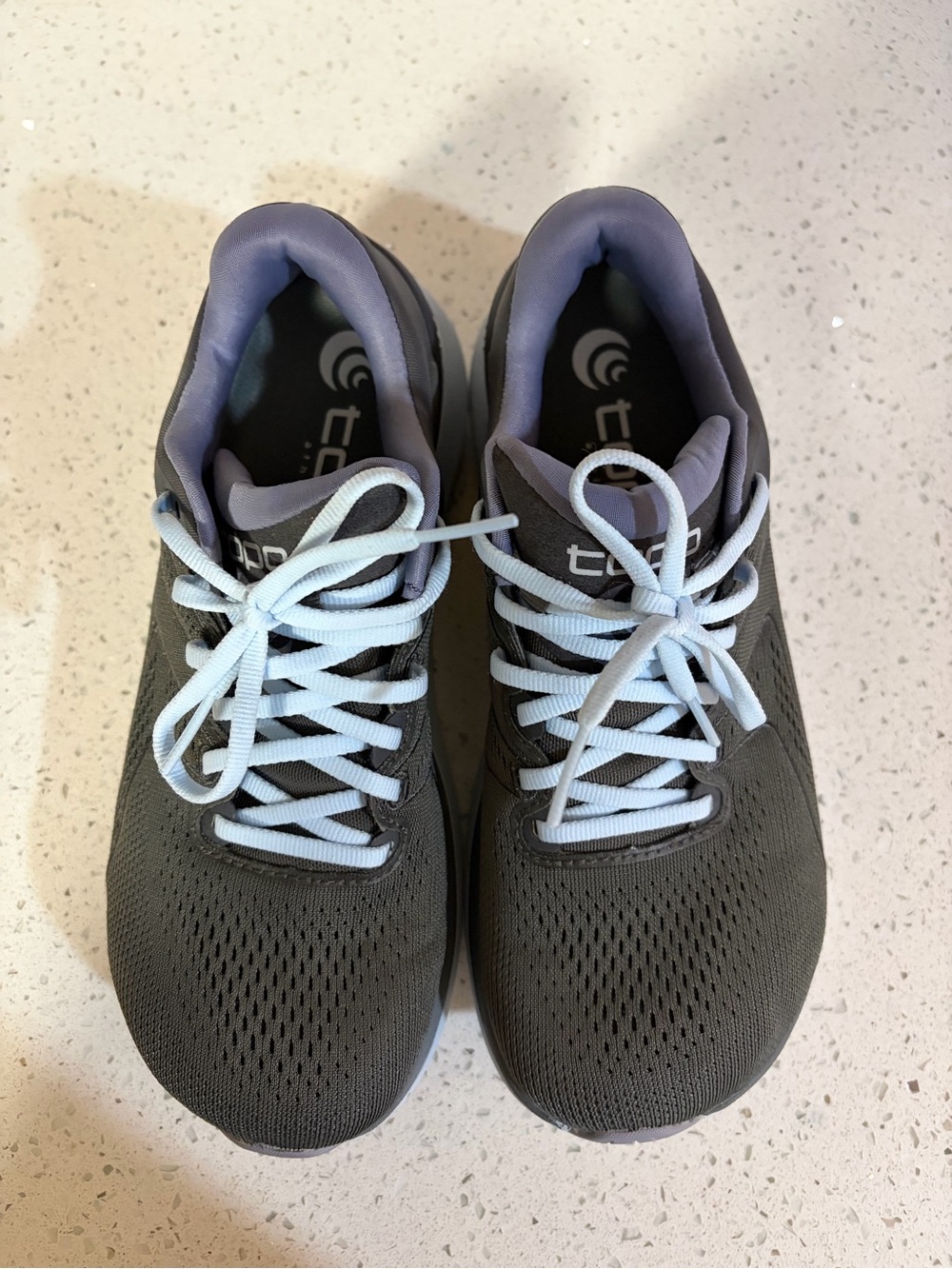 Topo Athletic Phantom 2 Running Shoe Grey / Lilac Size 7 - Picture 4 of 12